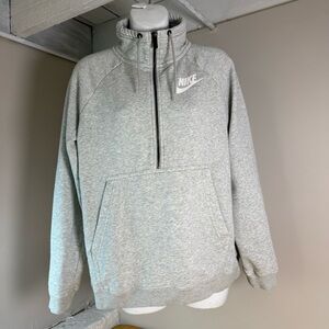Nike Women’s Sweatshirt quarter zip size medium Gray